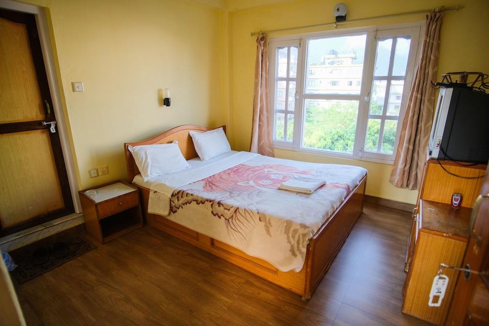 Hotel The Billabong Garden Pokhara Eksteriør billede